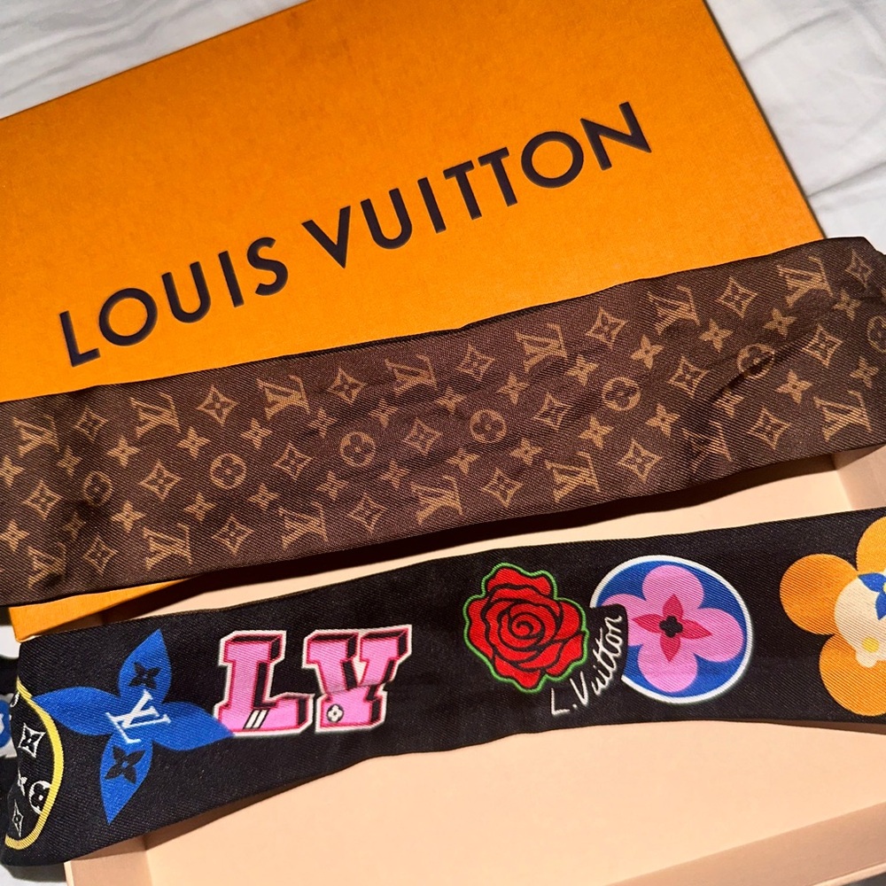 Authentic Louis Vuitton monogram scarf